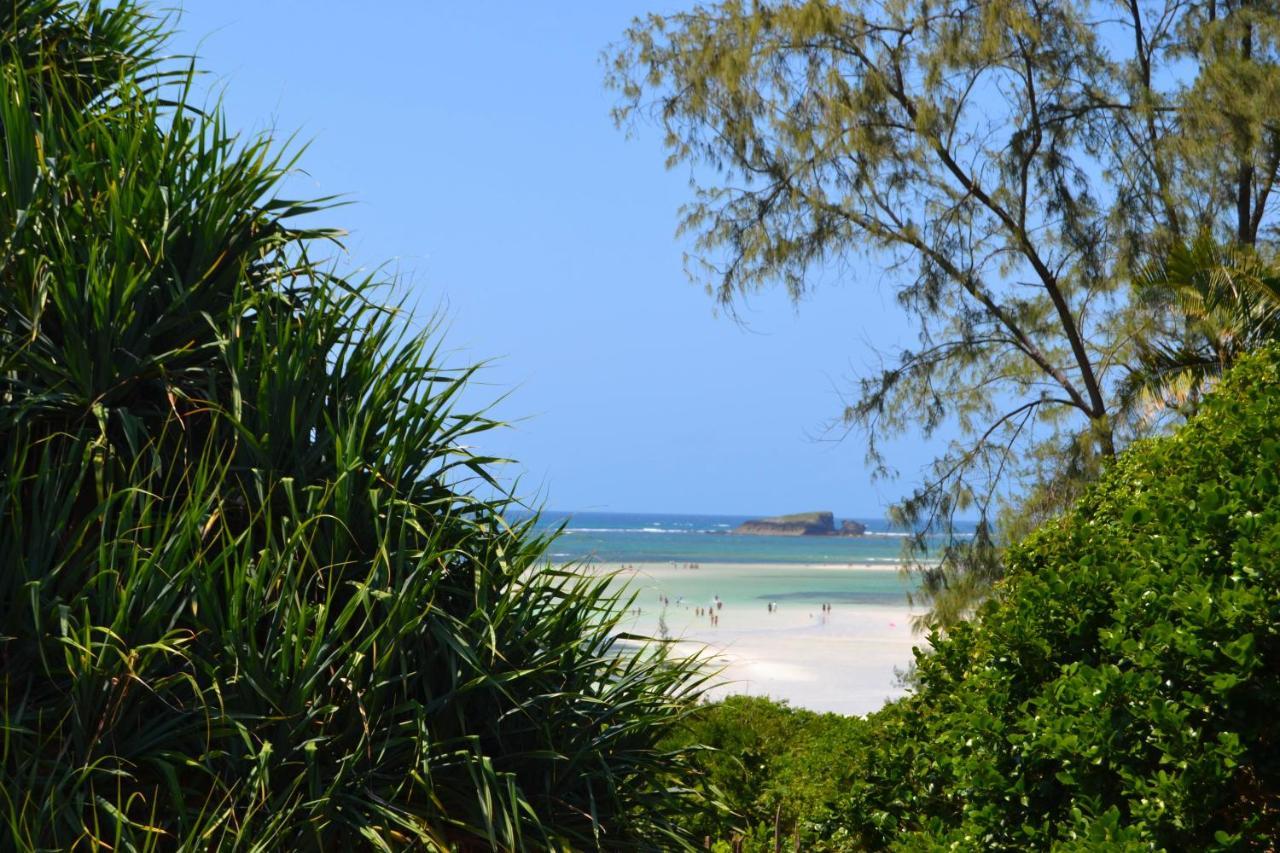 Watamu Beach Cottages B&B Dış mekan fotoğraf