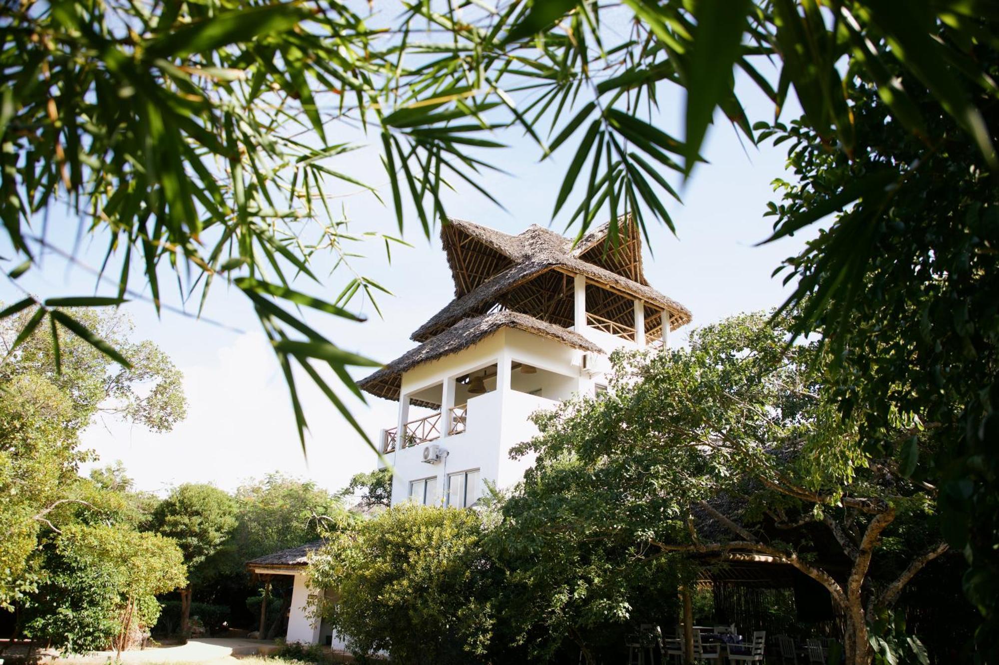 Watamu Beach Cottages B&B Dış mekan fotoğraf